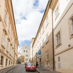 Apartment Thunovska 10, Prag