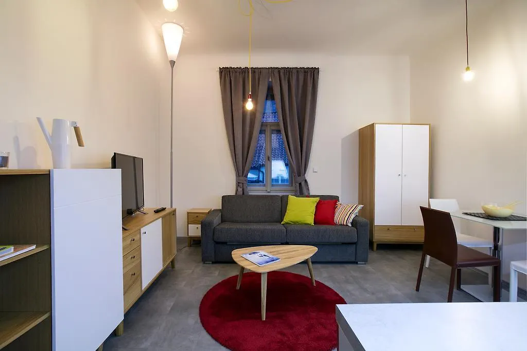 Apartments At The Blue Duckling Prag